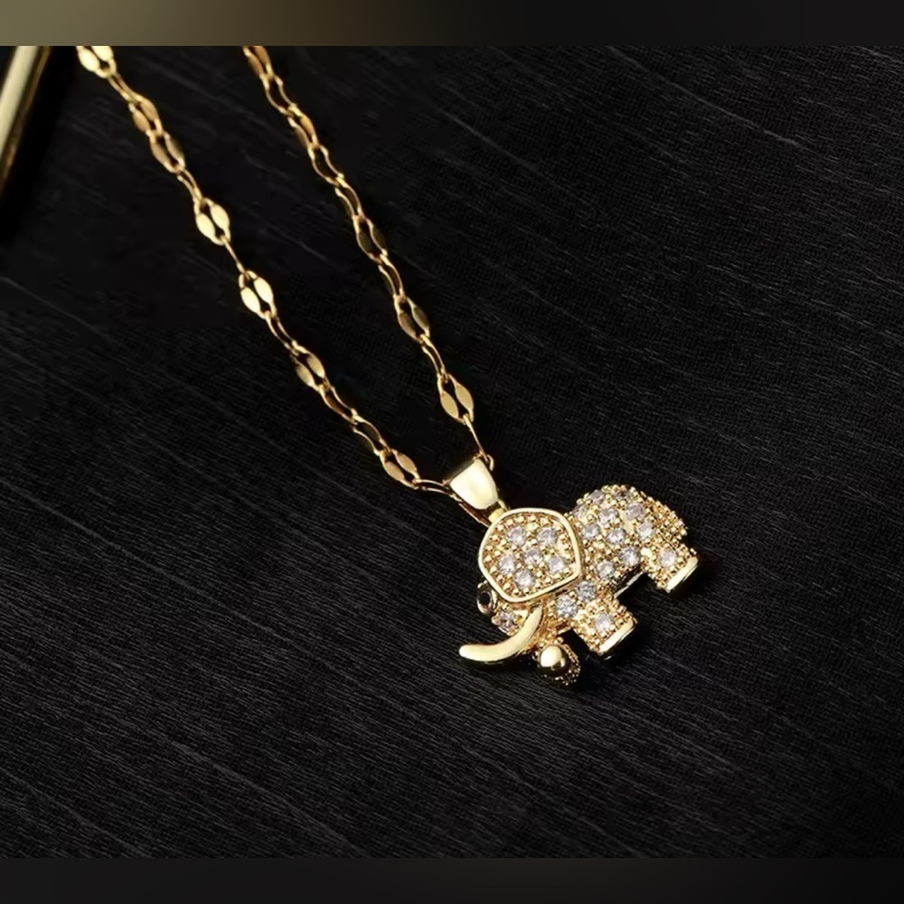 18K Gold 3D Elephant Bohemian Pave Diamond Inlay Pendant Necklace - Picture 6 of 11